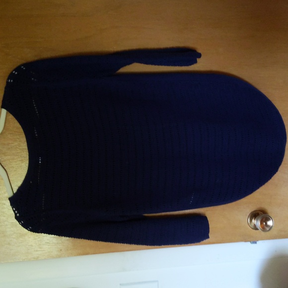 Reitmans sweater - Picture 3 of 4